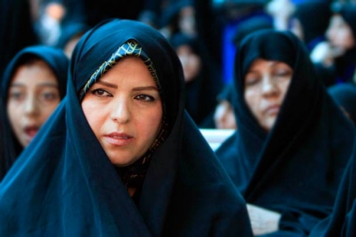 نعیمه اشراقی، نوه دختری امام خمینی(ره)،:سید حسن بهترین گزینه برای انتخابات ریاست جمهوری است/هنوز به کنه و جودی احمدی نژاد پی نبردم