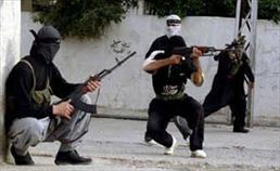 تعداد زیادی از اعضای گروه‌های مسلح مخالف دولت  در شهر 'حمص' خود را تسلیم ارتش کردند