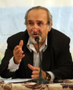 استاد برجسته ادبیات و الهیات درگذشت 