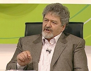 عابدینی: مگر کولاک شده که بازی را عقب انداختند؟