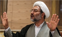 مدیر گروه دفاع مقدس سیمافیلم پس از استعفا بابت فیلم یک خانواده محترم :اولین کسی بودم که درباره این فیلم موضع گرفتم