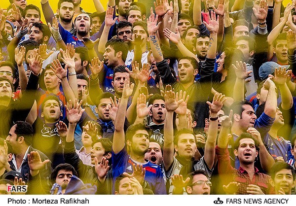عکس/ تصویری جالب از هواداران استقلال 
