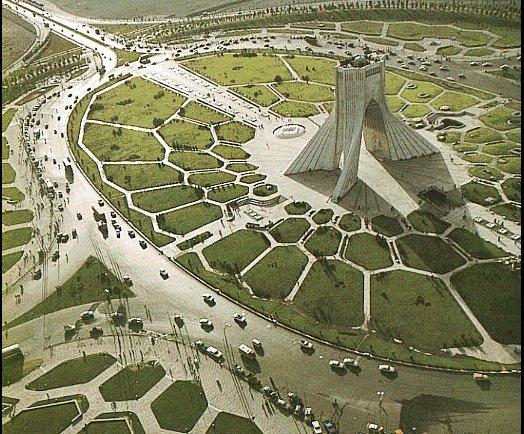 عکس/ برج آزادی تهران در نمای هوایی