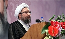 آیت الله آملی لاریجانی:شدت عمل در برخورد با اراذل ادامه خواهد داشت