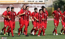 پرسپولیسی‌ها اردوی خود را تعطیل کردند/ احتمال برگزاری تمرینات در سالن