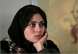 پگاه آهنگرانی به تالار حافظ می‌آید
