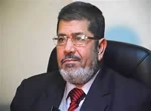 10 وزیر جدید مصر در برابر مرسی سوگند یاد کردند 