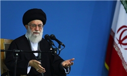 رهبر انقلاب: با کارهایی که در قم اتفاق افتاد و  در حرم امام اتفاق افتاده بود مخالفم