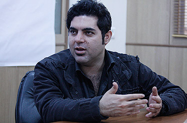 «خط ویژه»مصطفی کیایی اردیبهشت راه می افتد