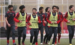 دیدار دوستانه تیم‌های فوتبال پرسپولیس و نساجی لغو شد