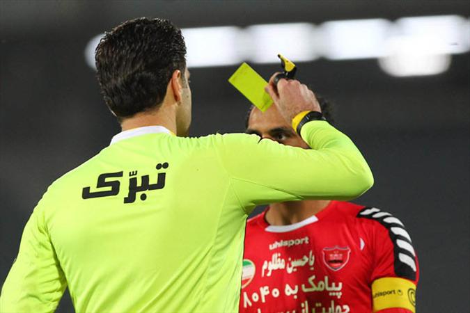 اعتراض غیر رسمی آبی ها به قضاوت احتمالی مظفری زاده در بازی تراکتور