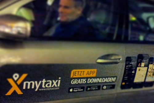 اپلیکیشن mytaxi؛ مسافر و تاکسی ران یکدیگر را می یابند