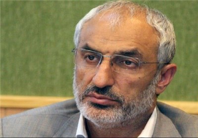 زاهدی: اگر رفتار وزیر علوم تغییر نکند استیضاحش بعید نیست/ امیدواریم رفتارش را تغییر دهد
