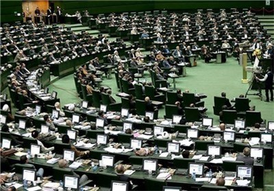  تذکر ۲۴ نماینده به روحانی درباره بی‌سواد خواندن منتقدان توافقنامه ژنو