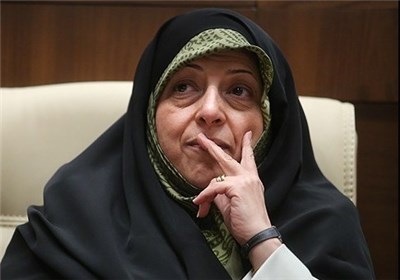 ابتکار: وزیر نفت از توزیع بنزین پتروشیمی جلوگیری کند