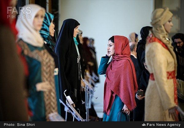 این مانتوها را چه کسانی می پوشند؟