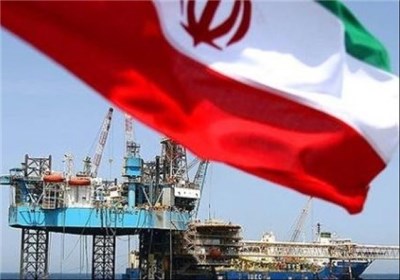 رويترز: صادرات نفت ايران براي دومين ماه متوالي کاهش داشت/ دولت اوباما معتقد است فروش نفت ايران بازهم کاهش خواهد يافت