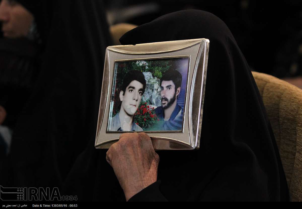 عکس/ دیدار علما، ایثارگران و نخبگان چهار محال و بختیاری با رییس جمهور