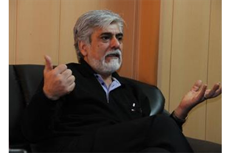 حسین پاکدل آغازگر نمایش‌نامه خوانی‌های برج میلاد