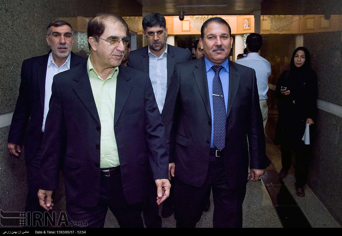 عکس/ امضا تفاهمنامه استاندار کرمانشاه و استاندار دیاله عراق