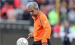 پرسپولیس یک لیدر ندارد تا صادقیان هر کاری دلش خواست نکند 