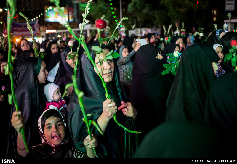 عکس/ گلباران حرم رضوی به مناسبت سالروز تولد امام جواد (ع)