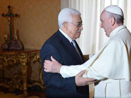 دیدار رئیس تشکیلات خودگردان فلسطین با رهبر کاتولیک های جهان