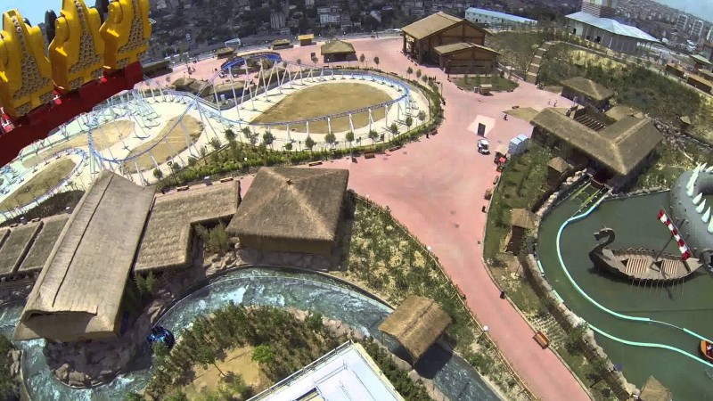 جهان نما/  شهربازی و پارک تفریحی ویالند (Vialand) استانبول 