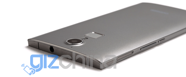 اسکنر اثر انگشت Doogee F5 می تواند شما را به چندین موقعیت مختلف ببرد