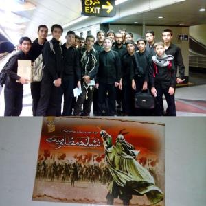 روایت‌خوانی نوجوانان در متروی تهران