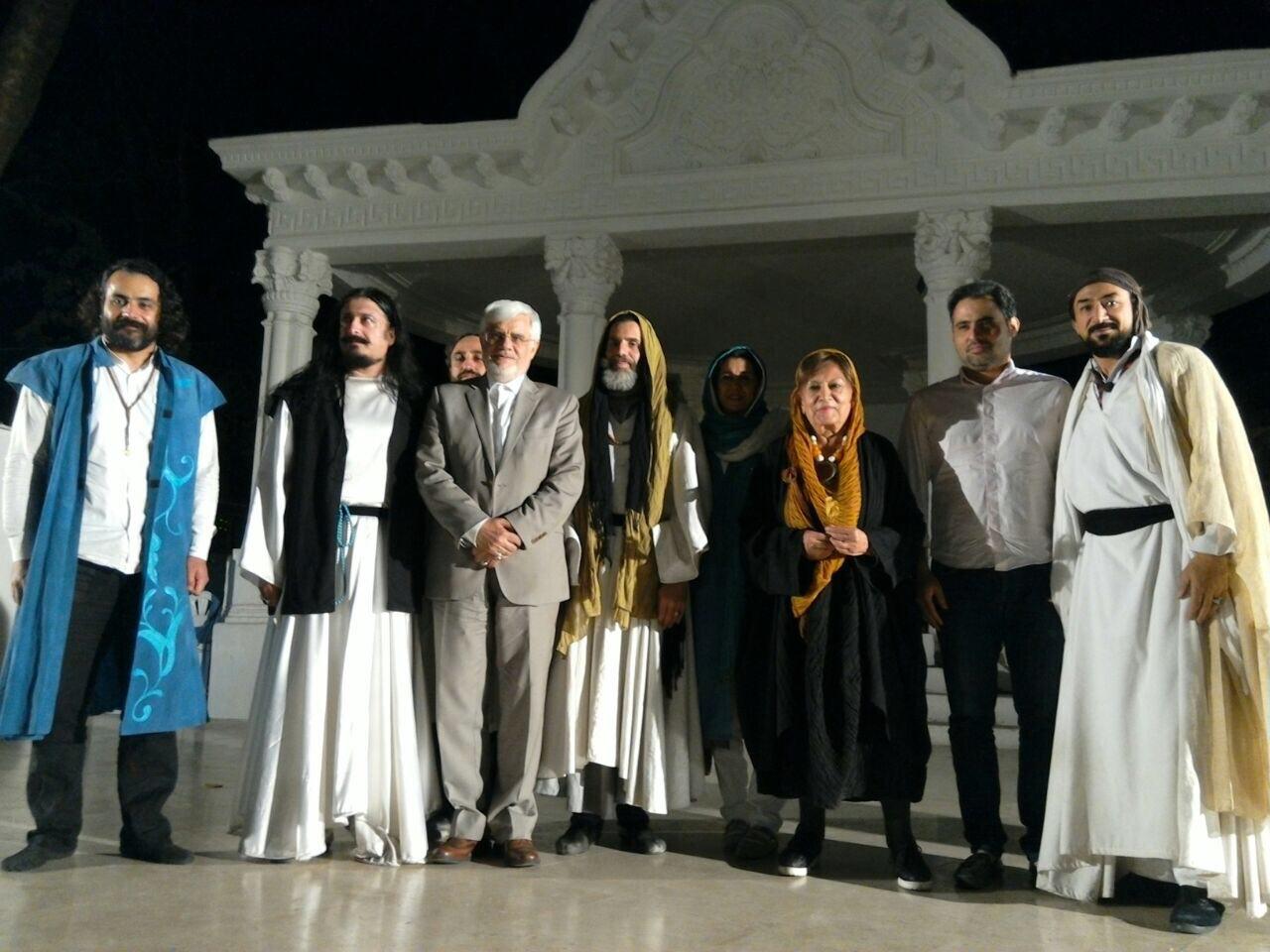 حضور محمدرضا عارف در مجموعه فرهنگی هنری سعدآباد 