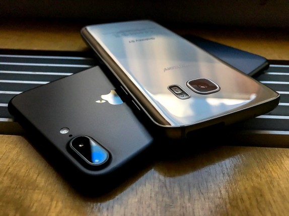 چالش/ Galaxy S7 یا آیفون 7؛ دوربین کدام یک بهتر است؟