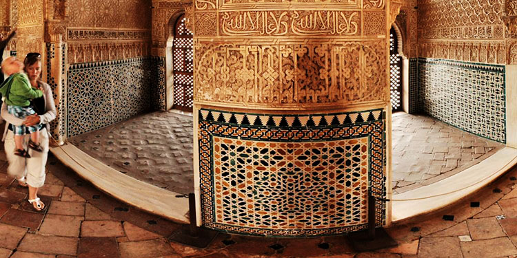 کاخ الحمرا شاهکار هنر پس از اسلام در اسپانیا