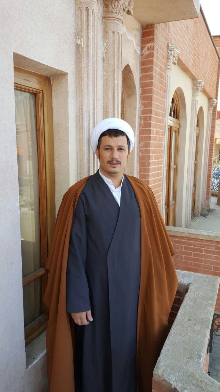 بازیگر نقش آیت‌الله هاشمی‌ رفسنجانی در «معمای شاه» چگونه انتخاب شد؟/ انتشار عکس‌های بدون گریم