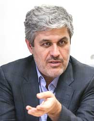 غلامرضا تاجگردون در گفت‌وگو با «اعتماد»: حضور احمدی‌نژادی‌ها بیشتر برای اصولگرایان تهدید است
