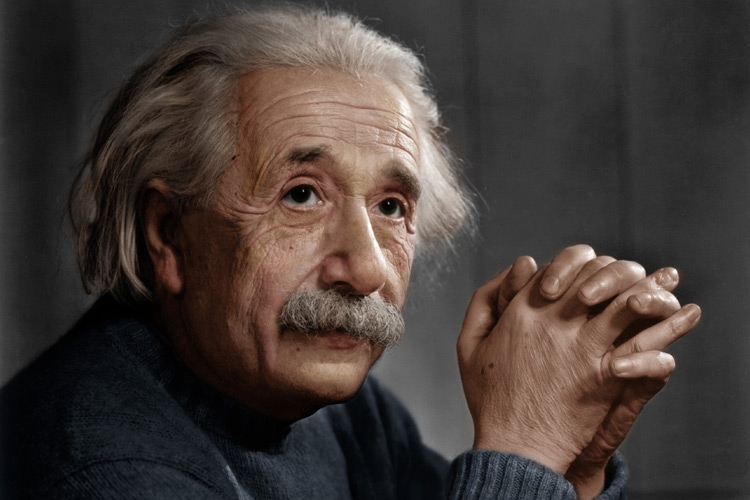 سخن بزرگان/ ۱۵ نقل قول ژرف از اینشتین که نشانگر یک ذهن نابغه است