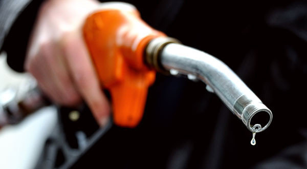 مصرف سوخت خودروها باید به ۷ لیتر برسد