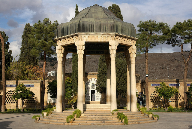 صوت/ غزل 279 حافظ؛ خوشا شیراز و وضع بی‌مثالش