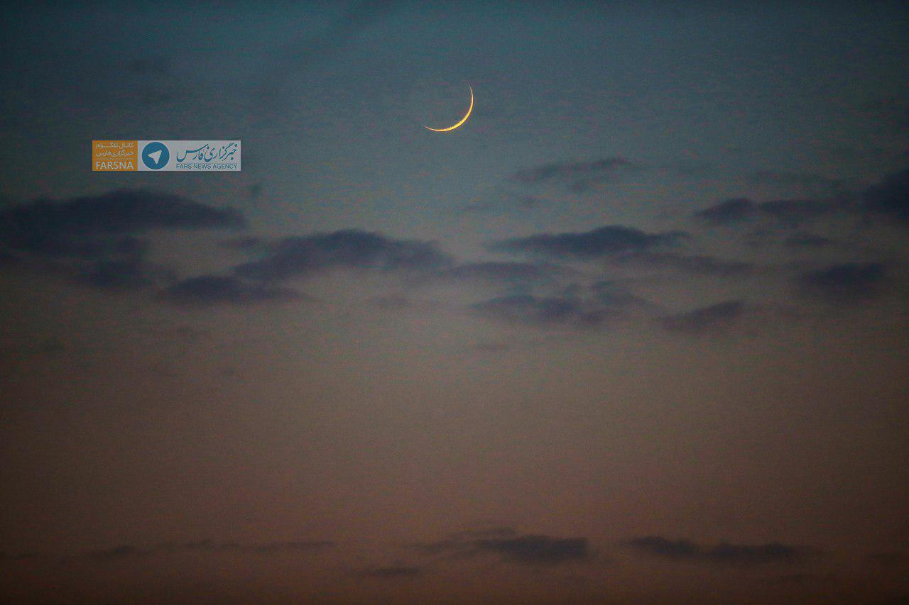 هلال ماه ربیع الاول در آسمان تهران