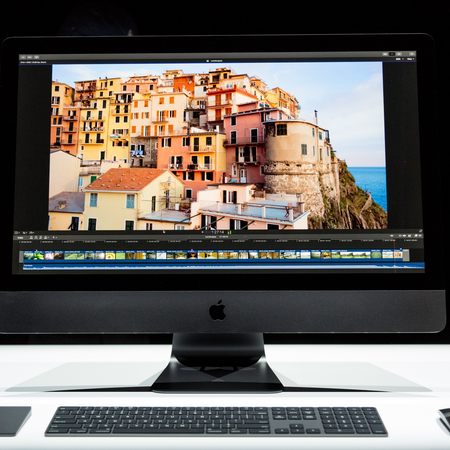 کامپیوتر iMac Pro اپل بالاخره عرضه شد؛ ماشینی قدرتمند که برای هرکسی نیست