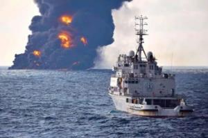 ویدئو/ فیلمی از لحظات اولیه برخورد کشتی چینی به نفتکش سانچی