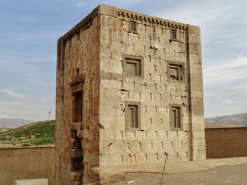 گوناگون/ حقایق جالب درباره کعبه زرتشت