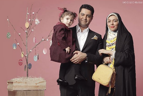 چهره ها/ تیپ عیدانه «آزاده نامداری» در کنار همسر و دخترش