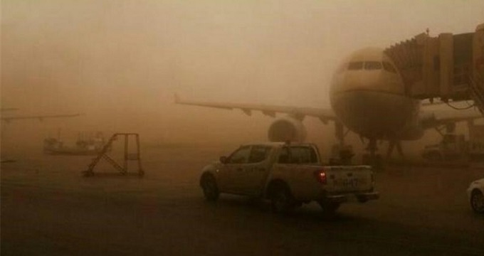گرد و غبار پروازهای صبح امروز فرودگاه ایلام را لغو کرد