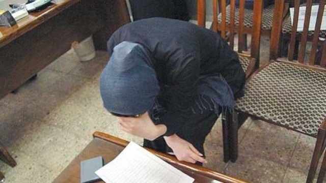 از شوهرم می ترسم چون درخواست های شرم آوری از من دارد!