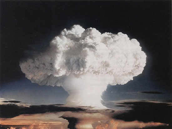 تقویم تاریخ/ آزمایش اولین بمب هیدروژنی آمریکا