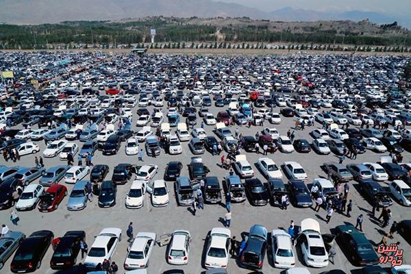 بازار خودروهای داخلی در سراشیبی قیمت قرار گرفت