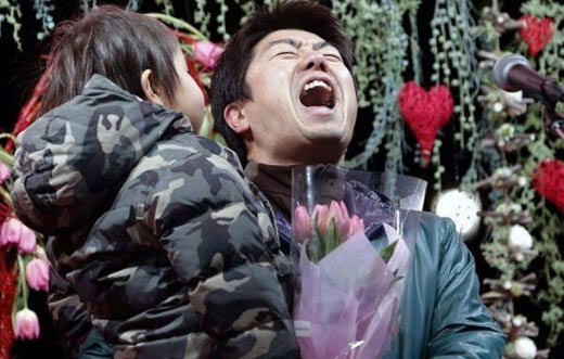 4گوشه دنیا/ اقدام جالب ژاپنی ها برای ابراز عشق به همسرانشان