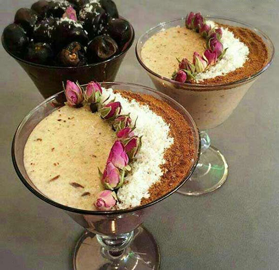 شيريني ها/ طرز تهيه فرني خرما