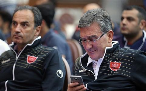 بخشش مترجم برانکو از سوی سرمربی پرسپولیس